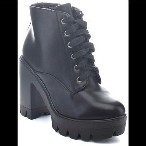 BAMBOO Lace-Up Chunky Platform Lug Ankle Boot